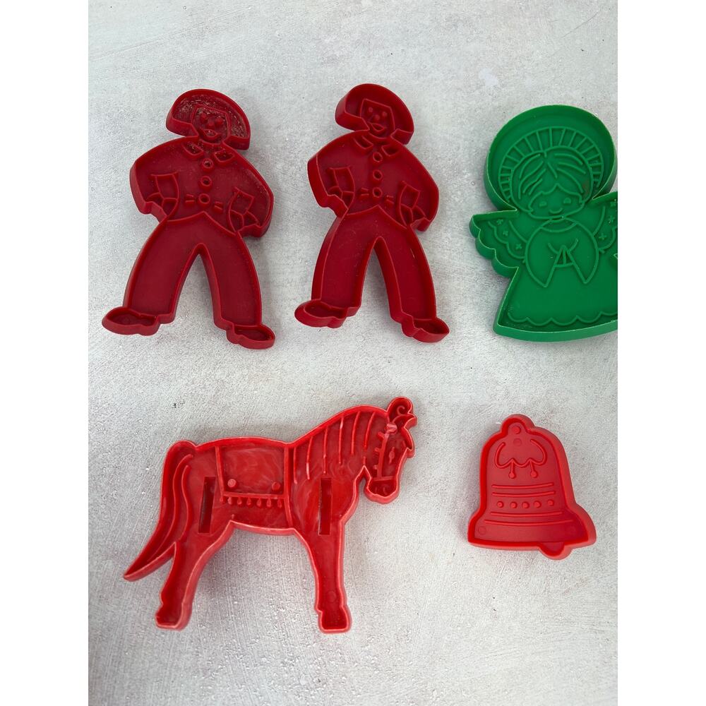 Vintage Cookie‎ Cutters Gingerbread Men Angel Horse Bell lot of 5